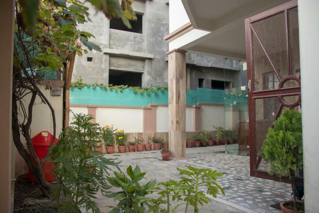 Hostmandu B&B Lalitpur Ngoại thất bức ảnh